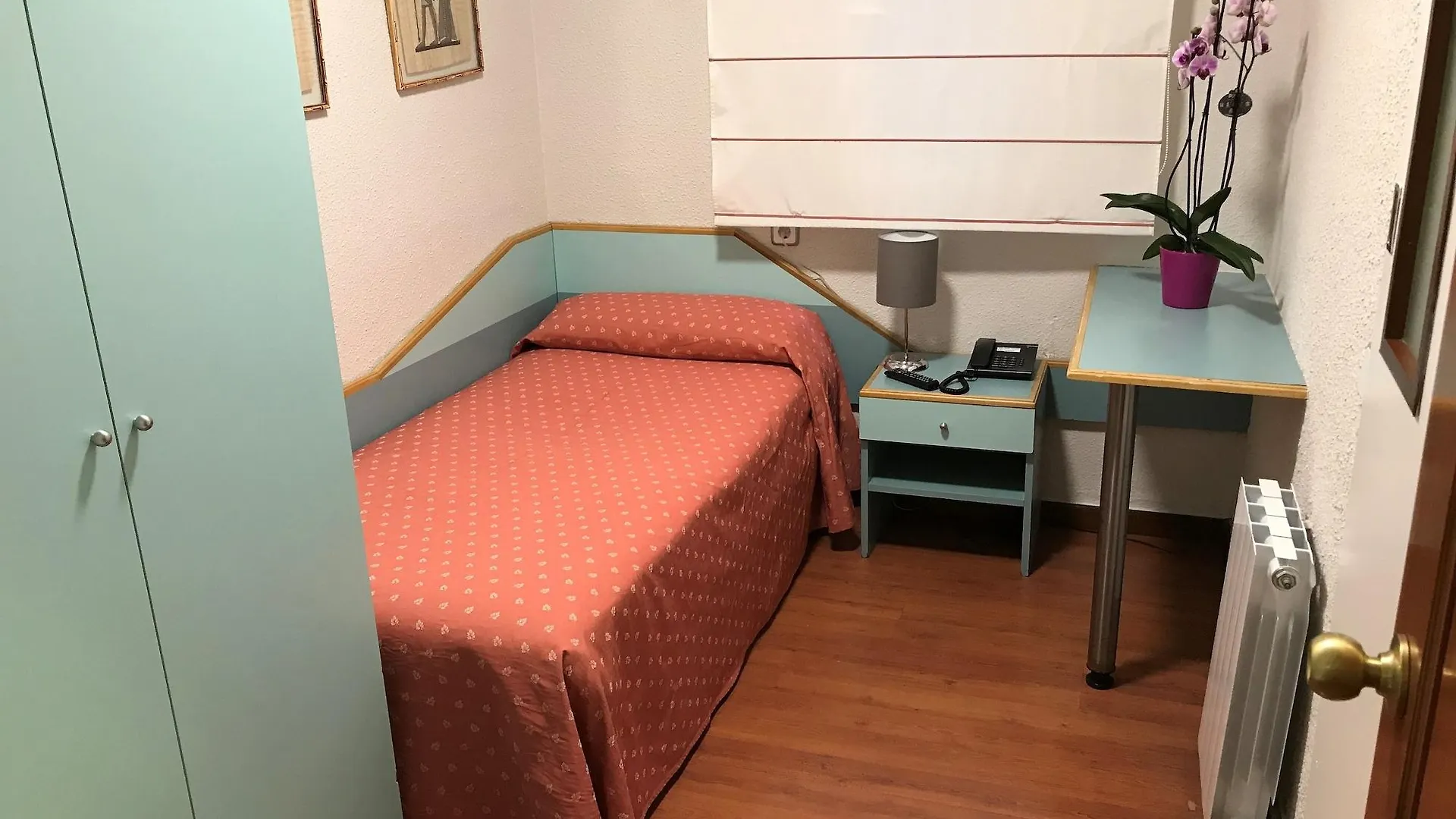 Hotel Pelayo 0*, Barcelona Spain